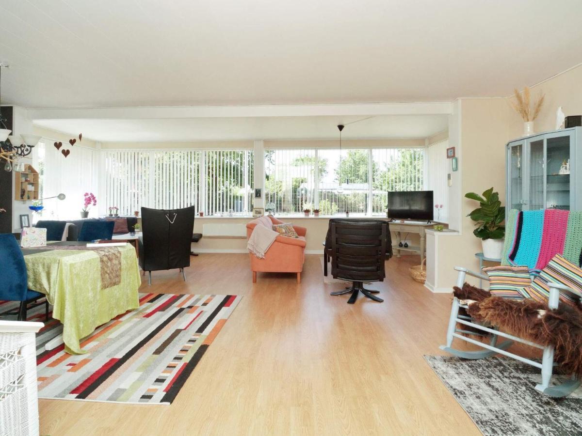 6 Person Holiday Home In Kors R コアセー エクステリア 写真