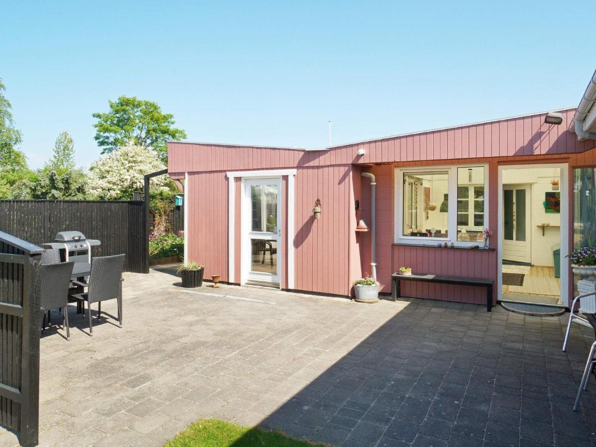 6 Person Holiday Home In Kors R コアセー エクステリア 写真
